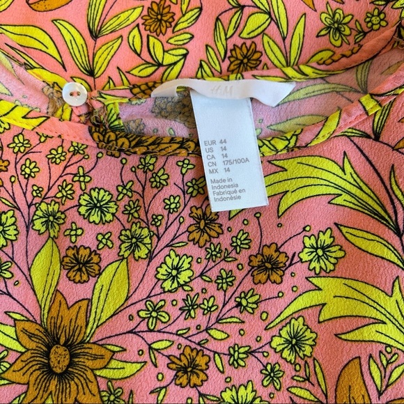 H&M Floral Botanical Print Top - Picture 9 of 9